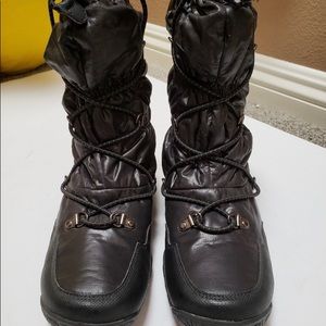 The North Face Ice Pick Winter Grip boots